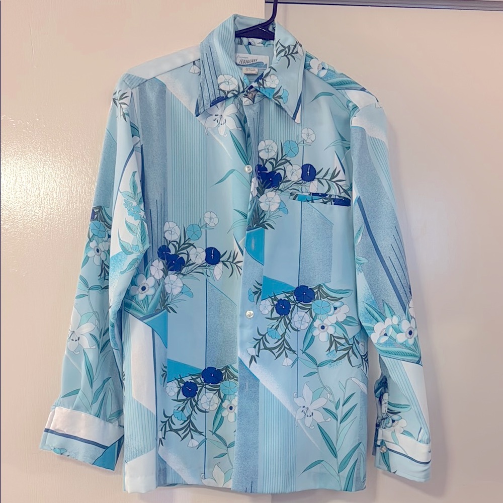Vintage Floral Button-Up Shirt